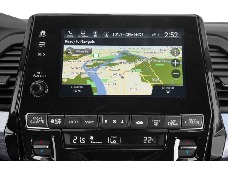 2023 Honda Odyssey Touring Auto Interior Shot 8