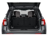 2027 Ford Explorer Platinum 4WD Exterior Shot 4