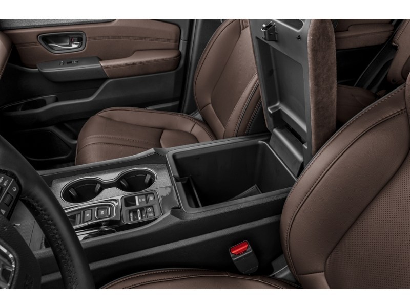 2026 Honda Pilot Touring AWD Interior Shot 7