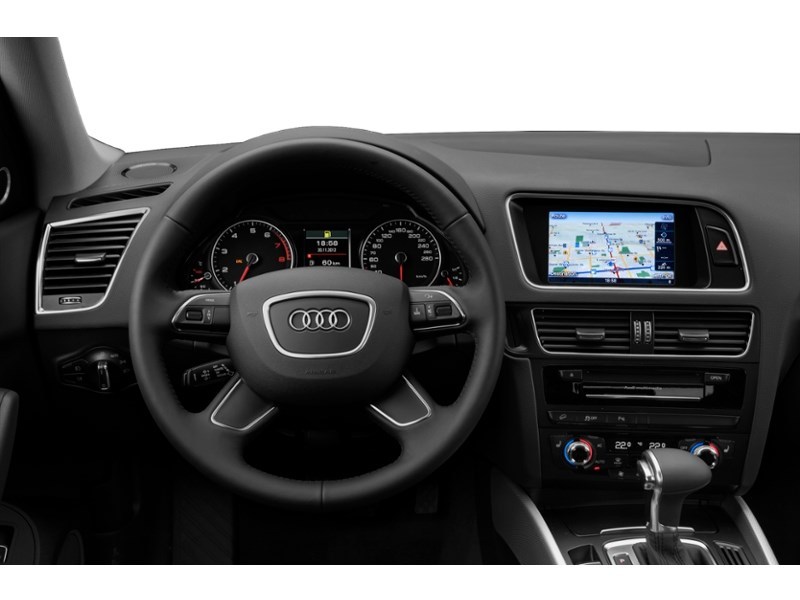 2014 Audi Q5 quattro 4dr 2.0L Technik Interior Shot 3