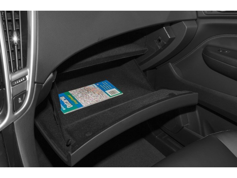 2015 Cadillac SRX AWD 4dr Luxury Interior Shot 4