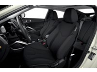 2013 Hyundai Veloster 3dr Cpe Auto w/Tech Interior Shot 5