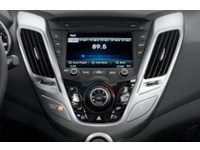 2013 Hyundai Veloster 3dr Cpe Auto w/Tech Interior Shot 2