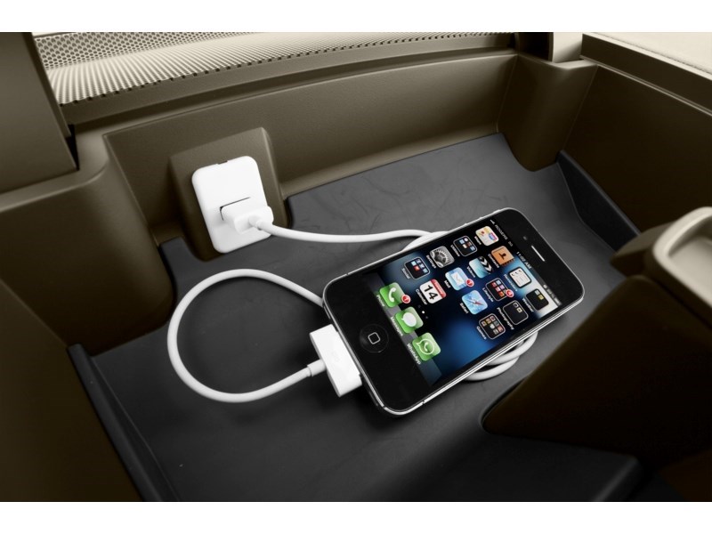 2016 GMC Acadia AWD 4dr Denali Exterior Shot 13