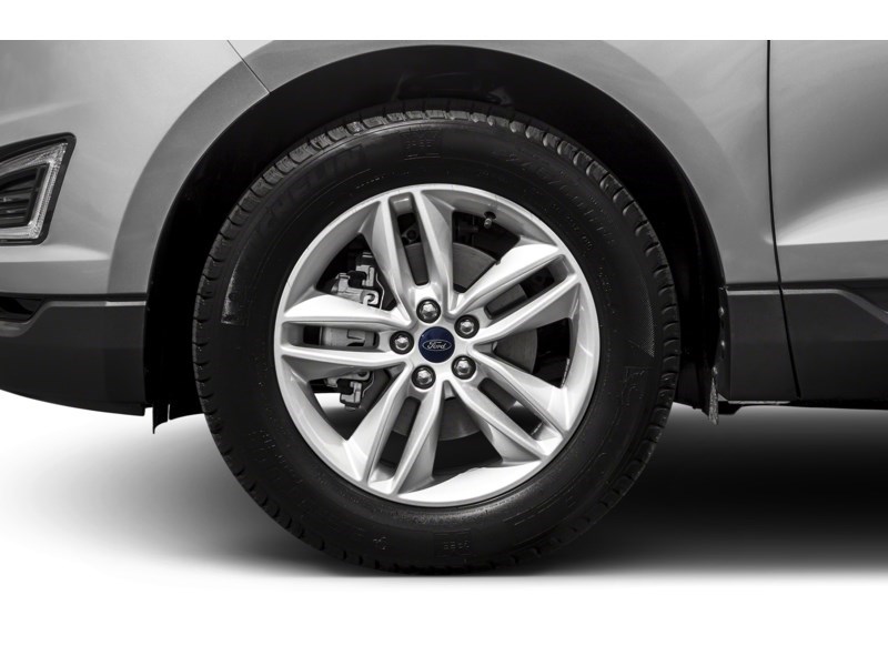2017 Ford Edge 4dr SEL AWD Exterior Shot 5