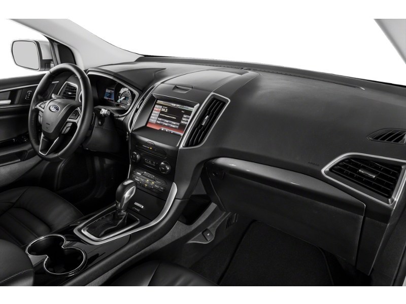 2018 Ford Edge Titanium AWD Interior Shot 1