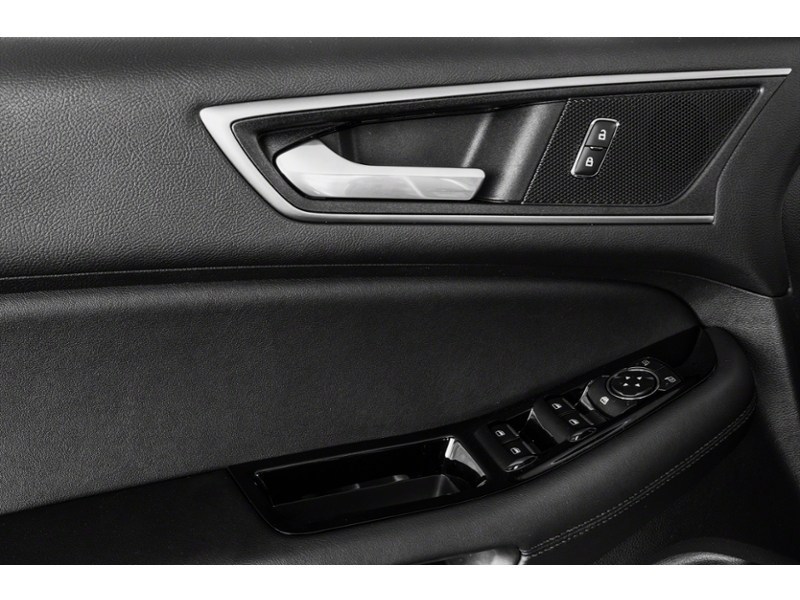 2015 Ford Edge 4dr SEL AWD Exterior Shot 14