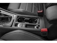 2017 Volkswagen Golf R 5dr HB DSG Interior Shot 8