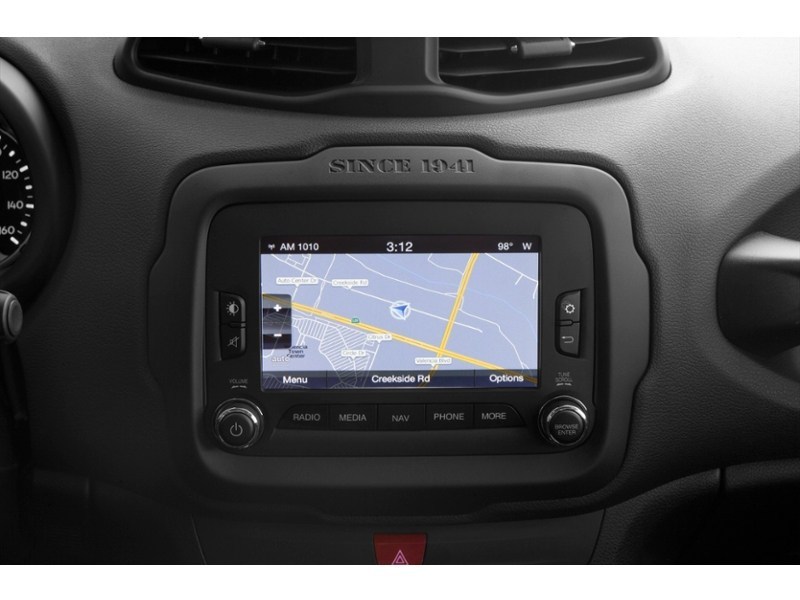 2016 Jeep Renegade 4WD 4dr Trailhawk Interior Shot 8