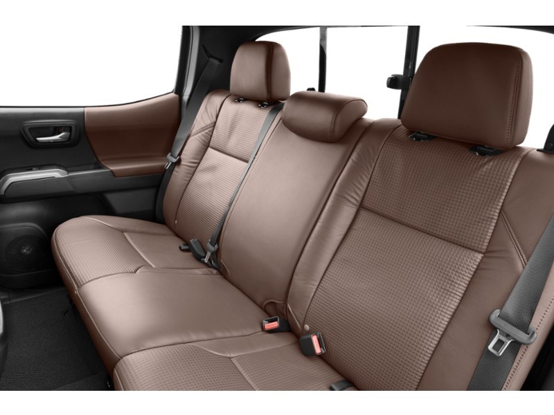 2017 Toyota Tacoma 4WD Double Cab V6 Auto Limited Interior Shot 5