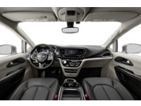2017 Chrysler Pacifica 4dr Wgn Touring-L Plus Interior Shot 6