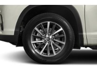 2019 Toyota Highlander AWD XLE Exterior Shot 5