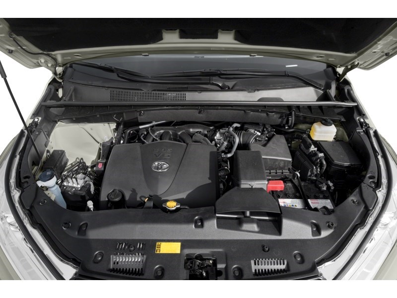 2019 Toyota Highlander AWD XLE | Sunroof | Leather | 8 Passenger Exterior Shot 3