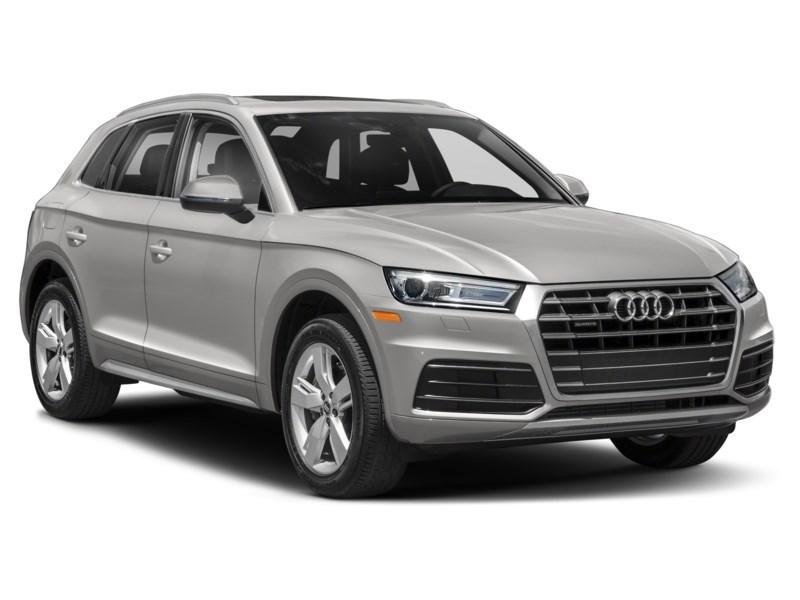 2020 Audi Q5 Progressiv 45 TFSI quattro Exterior Shot 9