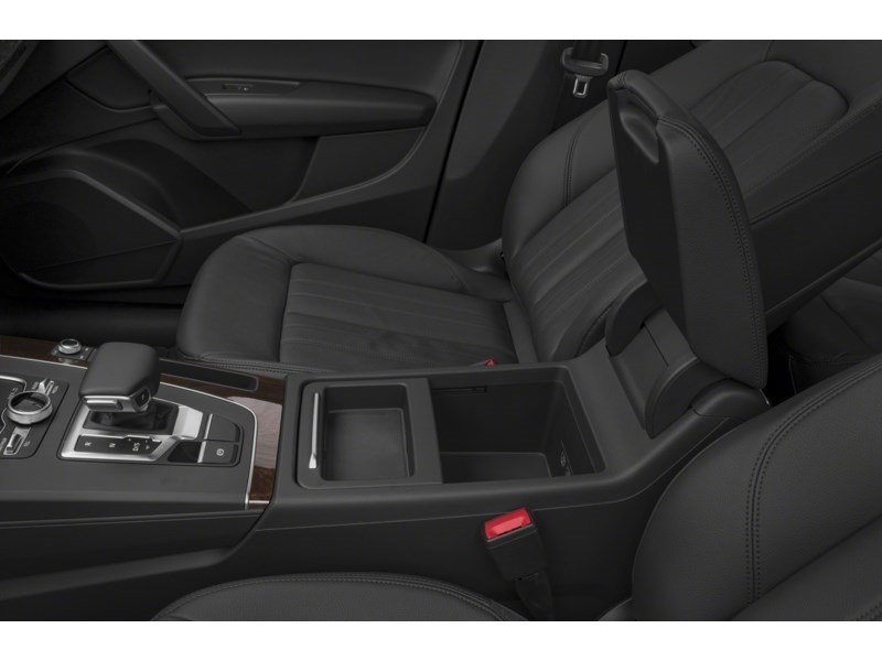 2020 Audi Q5 Progressiv 45 TFSI quattro Interior Shot 7