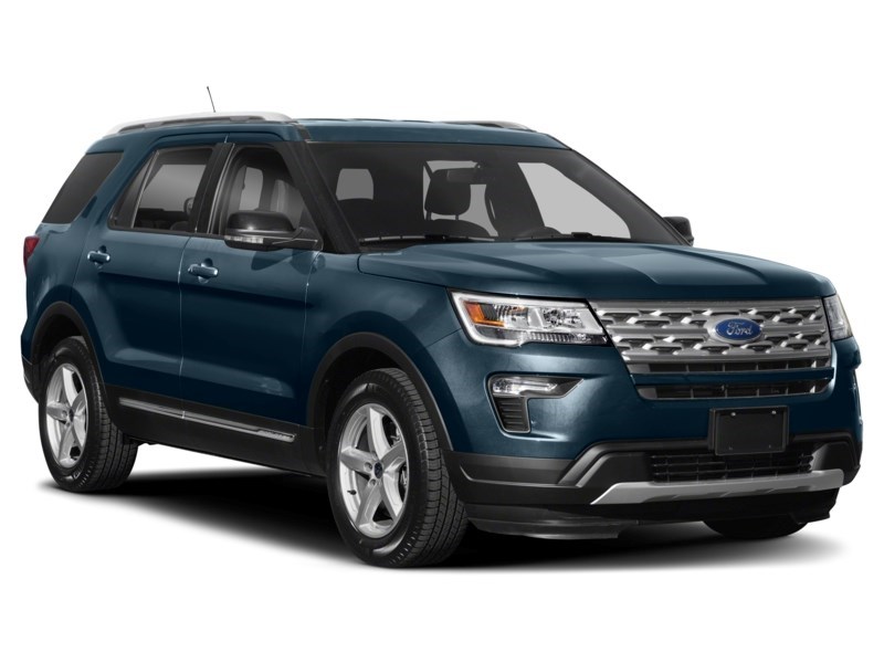 2019 Ford Explorer XLT 4WD Exterior Shot 9