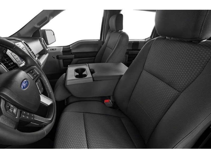 2020 Ford F-150 XLT 4WD SuperCrew 5.5' Box Interior Shot 4
