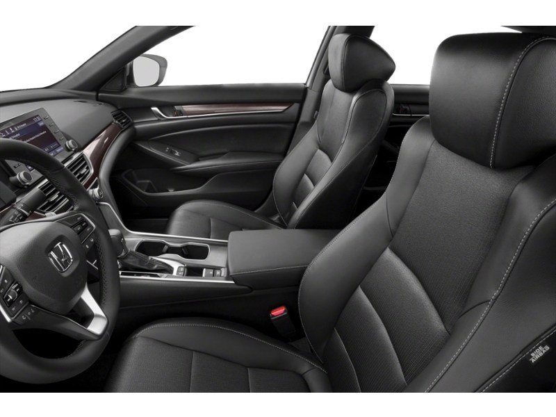 2018 Honda Accord Sedan Sport CVT Interior Shot 4