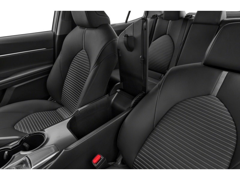 2020 Toyota Camry SE Auto Interior Shot 7