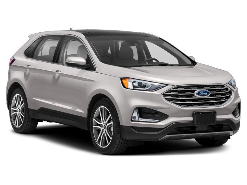 2019 Ford Edge Titanium AWD Exterior Shot 8