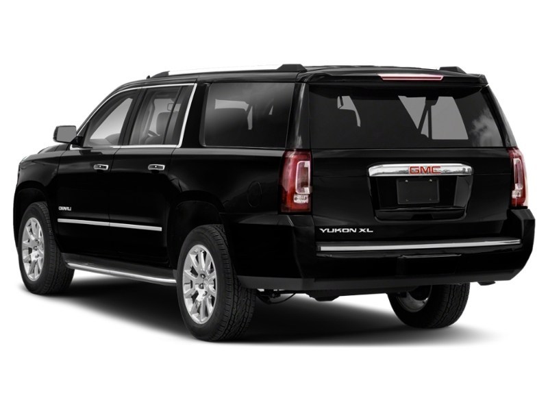 2019 GMC Yukon XL 4WD 4dr Denali Exterior Shot 9