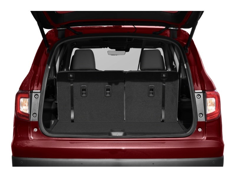 2021 Honda Pilot Touring 7-Passenger AWD Exterior Shot 4