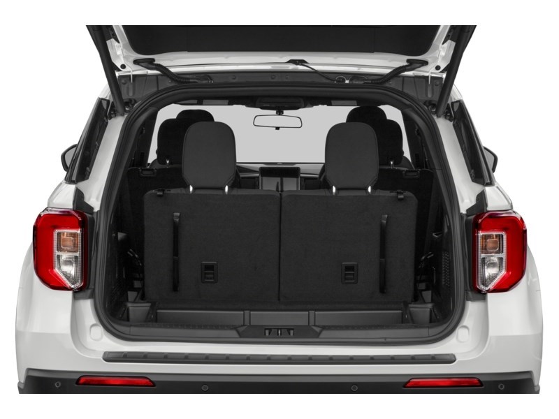 2022 Ford Explorer XLT 4WD Exterior Shot 4