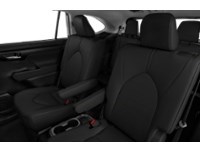 2022 Toyota Highlander XLE AWD Interior Shot 5