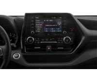 2022 Toyota Highlander Limited AWD Interior Shot 2