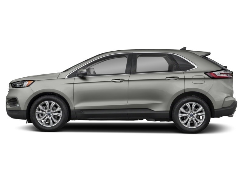 2022 Ford Edge Titanium AWD Exterior Shot 6