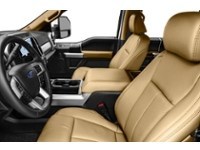 2022 Ford Super Duty F-250 SRW LARIAT 4WD Crew Cab 6.75' Box Interior Shot 4