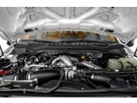 2022 Ford Super Duty F-250 SRW LARIAT 4WD Crew Cab 6.75' Box Exterior Shot 3