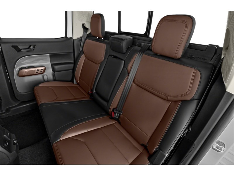 2022 Ford Maverick LARIAT AWD SuperCrew Interior Shot 5