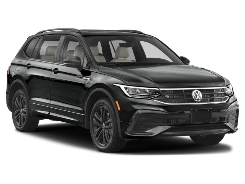 2022 Volkswagen Tiguan Comfortline R-Line Black Edition 4MOTION Exterior Shot 8