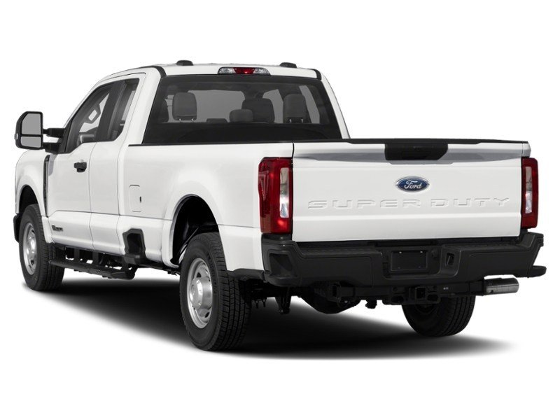 2026 Ford Super Duty F-350 SRW XLT 4WD SuperCab 8' Box Exterior Shot 8