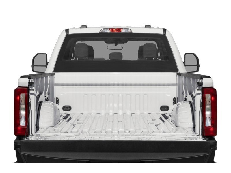 2027 Ford Super Duty F-350 SRW XL 4WD SuperCab 8' Box Exterior Shot 4