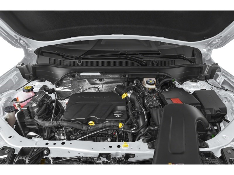 2026 Chevrolet Trax FWD 4dr LT Exterior Shot 3