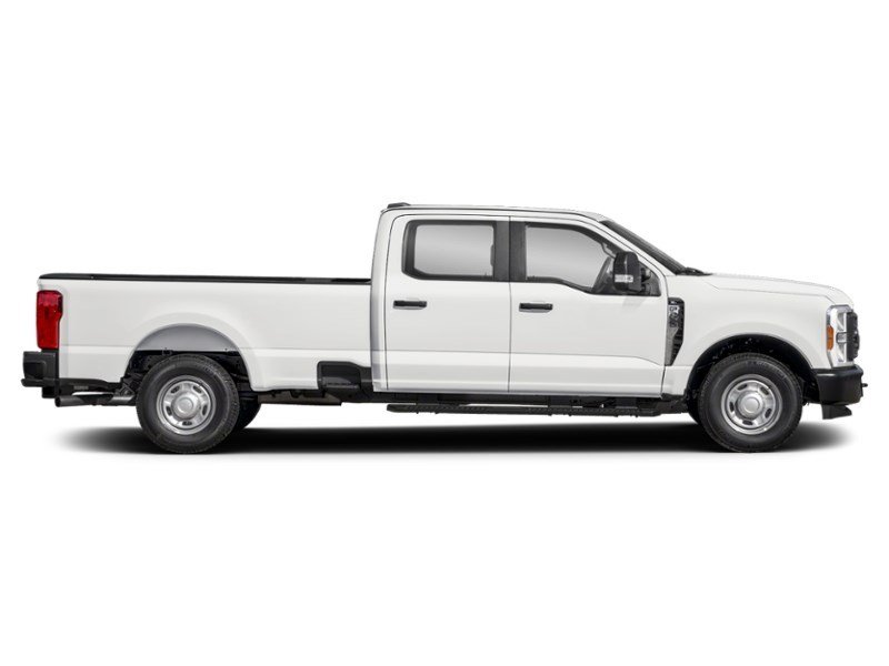 2027 Ford Super Duty F-250 SRW XL 4WD Crew Cab 6.75' Box Exterior Shot 10