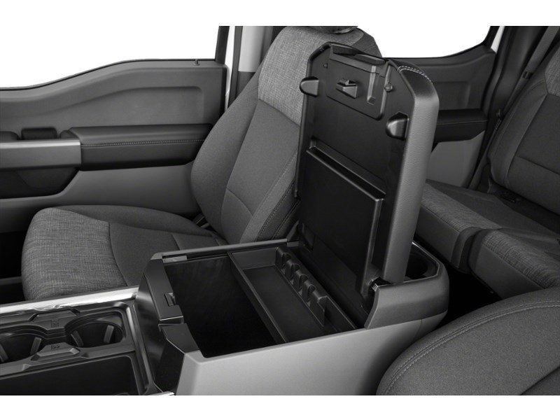 2026 Ford Super Duty F-350 SRW XLT 4WD Crew Cab 6.75' Box Interior Shot 7
