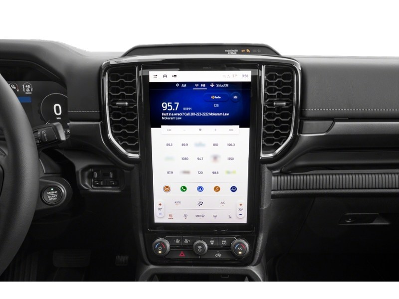2026 Ford Ranger LARIAT 4WD SuperCrew 5' Box Interior Shot 2