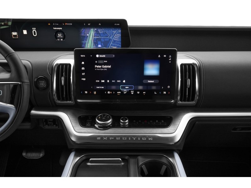 2025 Ford Expedition Platinum 4x4 Interior Shot 2