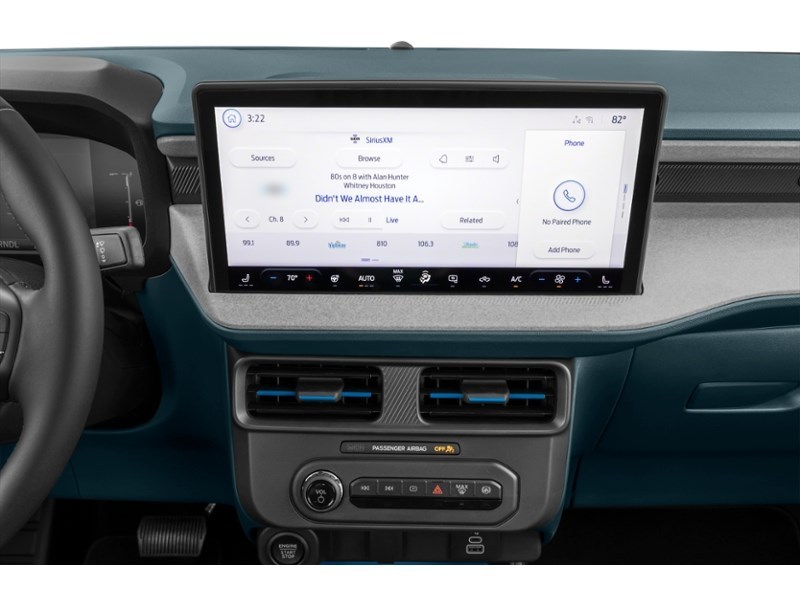 2026 Ford Maverick XLT AWD SuperCrew Interior Shot 2