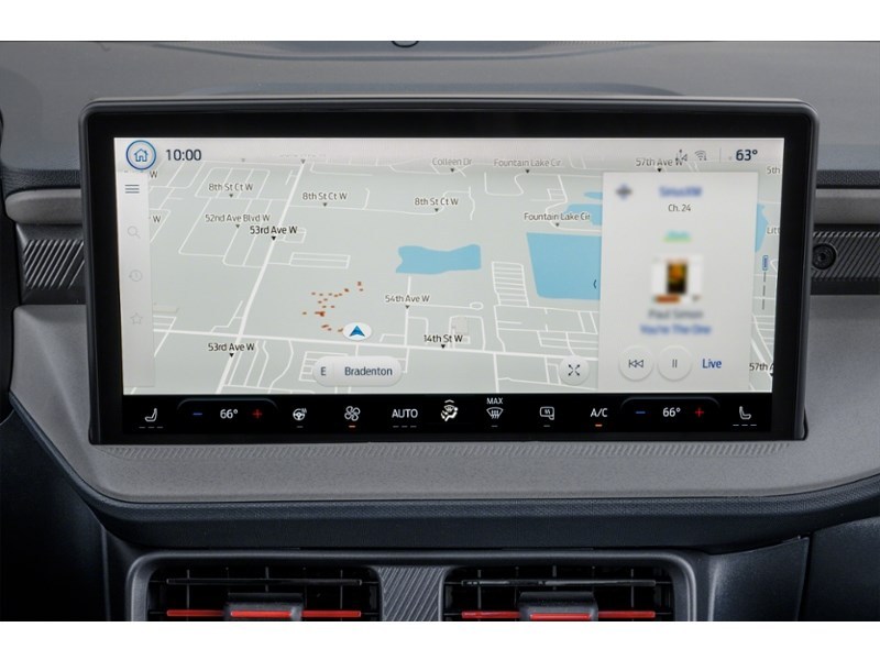 2026 Ford Maverick LARIAT AWD SuperCrew Interior Shot 8
