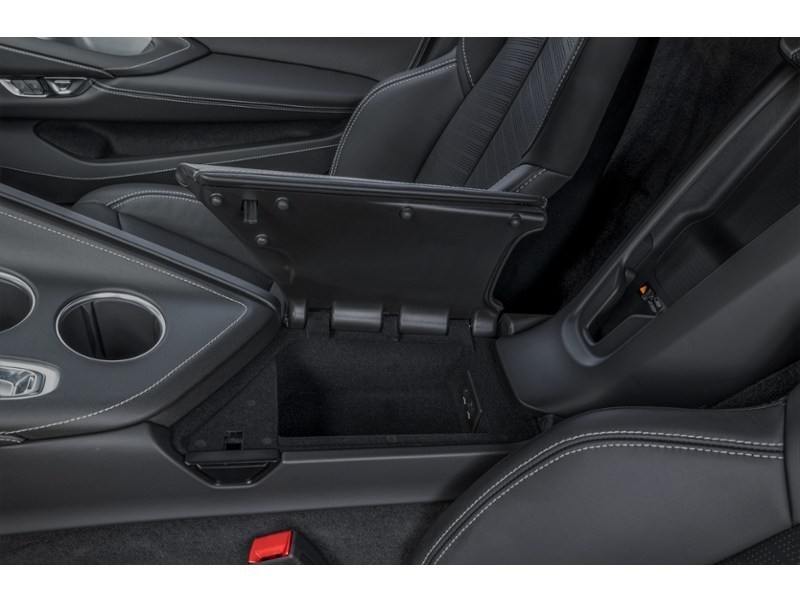 2027 Chevrolet Corvette 2dr Z06 Cpe w/1LZ Interior Shot 6