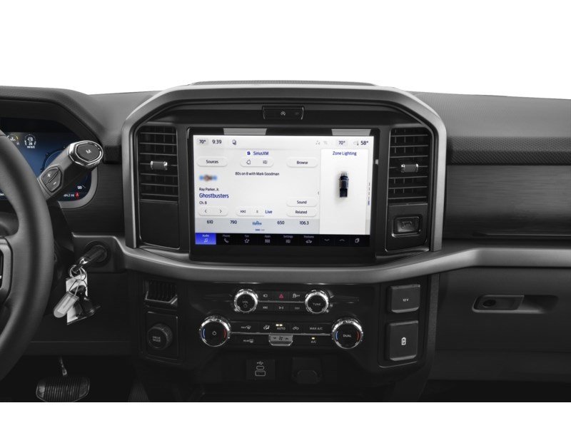 2026 Ford F-150 XLT 4WD SuperCrew 5.5' Box Interior Shot 2