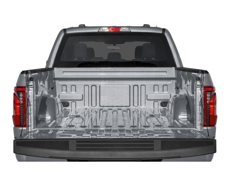 2026 Ford F-150 XLT 4WD SuperCrew 5.5' Box Exterior Shot 4