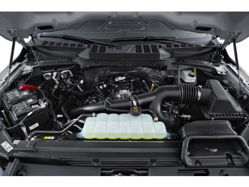 2026 Ford F-150 XLT 4WD SuperCrew 5.5' Box Exterior Shot 3