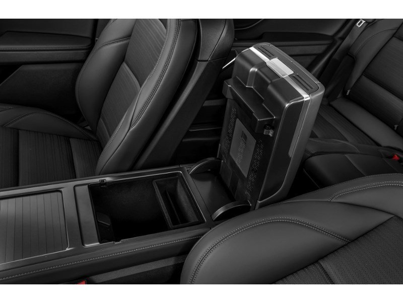 2026 Lincoln Nautilus Reserve AWD Interior Shot 7