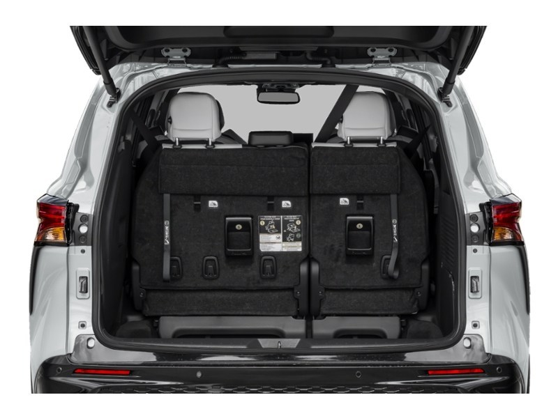 2025 Toyota Sienna XSE 7-Passenger AWD Exterior Shot 4