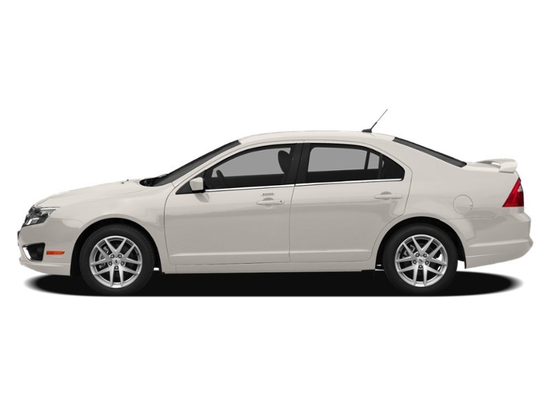 2012 Ford Fusion 4dr Sdn SE FWD White Platinum Metallic Tri-Coat  Shot 21